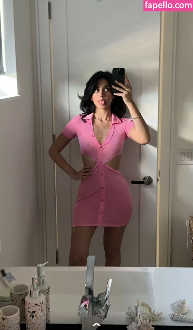 melodymelowo Onlyfans Photo Gallery 