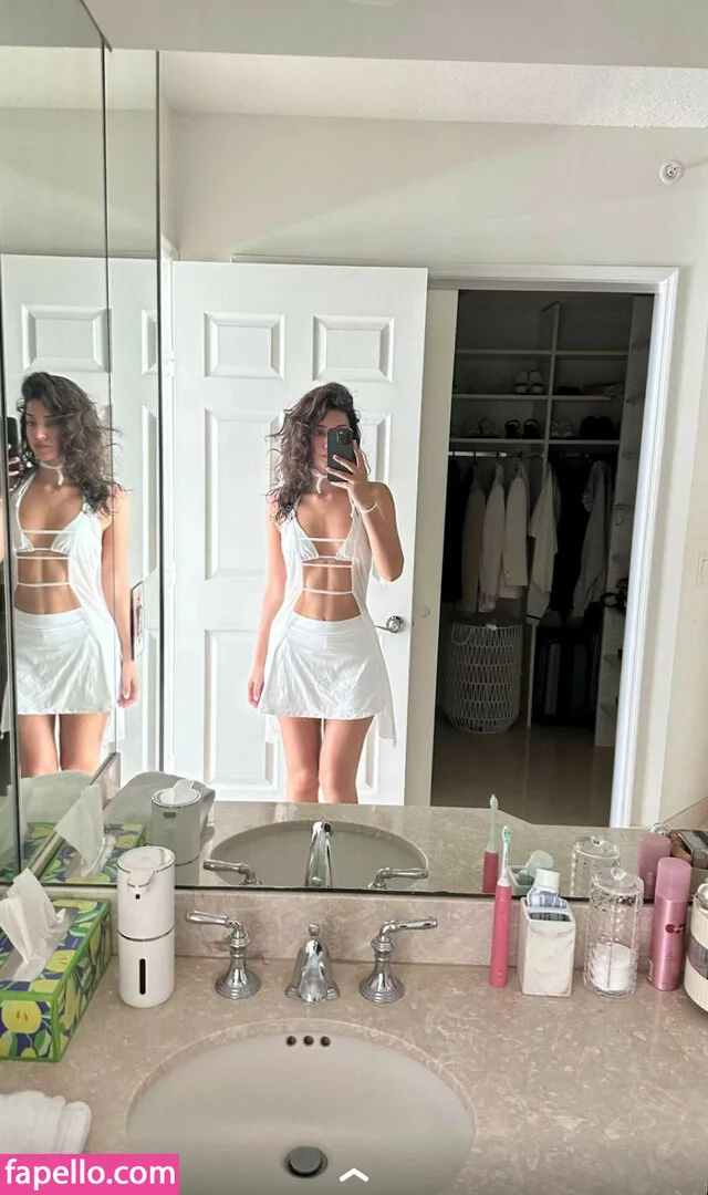 melodymelowo Onlyfans Photo Gallery 