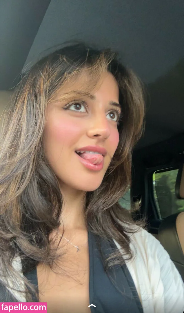 melodymelowo Onlyfans Photo Gallery 