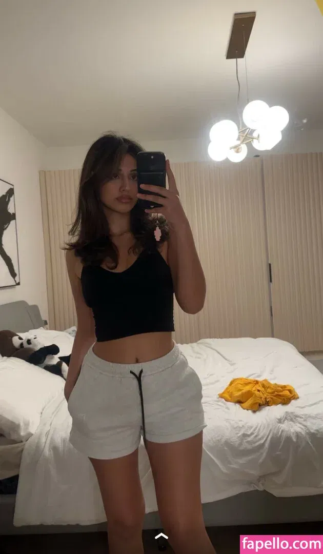 melodymelowo Onlyfans Photo Gallery 