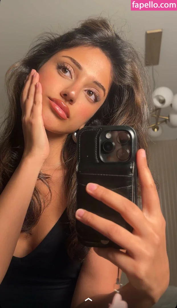 melodymelowo Onlyfans Photo Gallery 