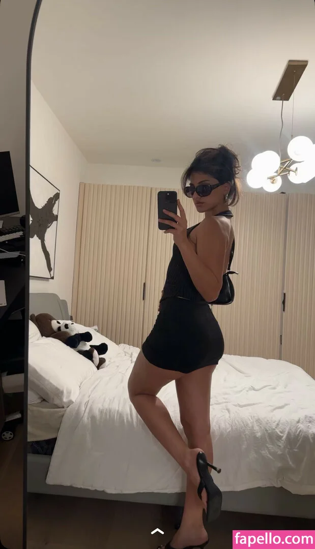 melodymelowo Onlyfans Photo Gallery 