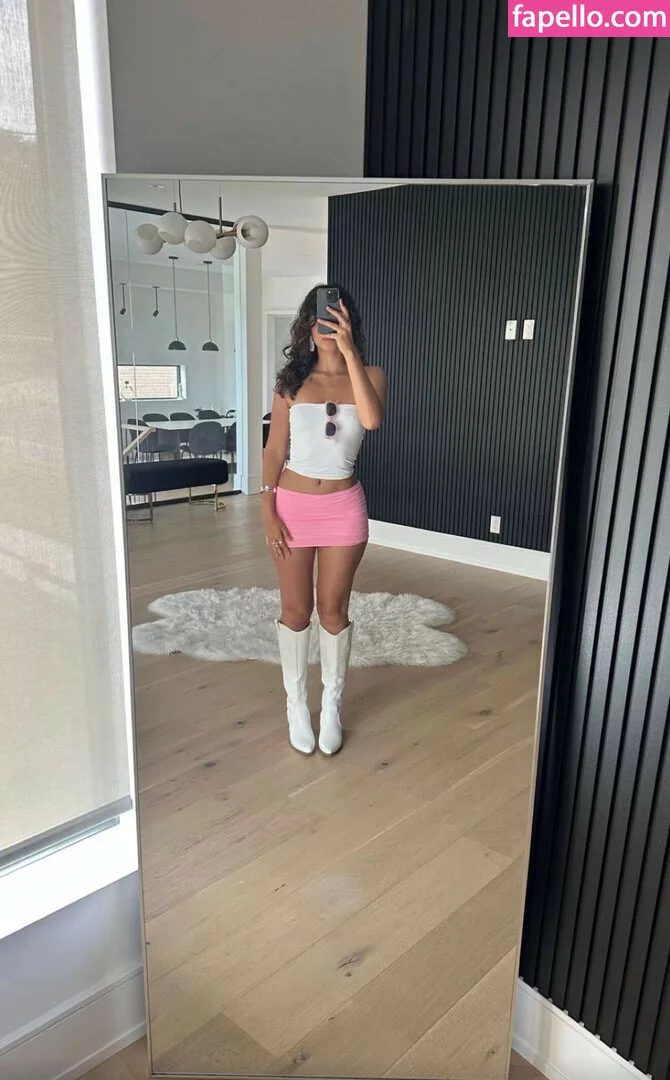 melodymelowo Onlyfans Photo Gallery 