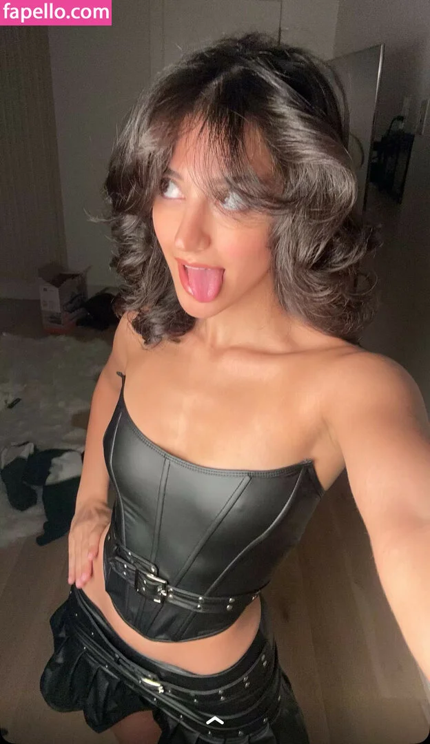 melodymelowo Onlyfans Photo Gallery 