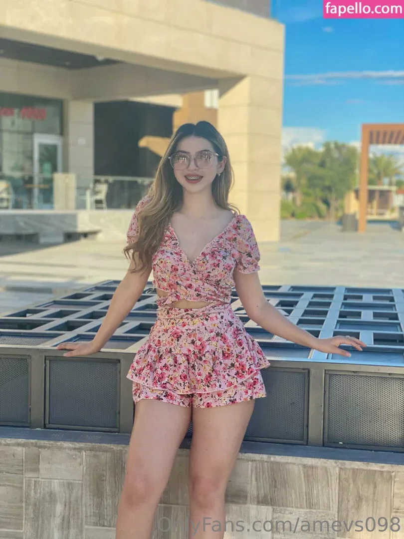 amevs098 Onlyfans Photo Gallery 