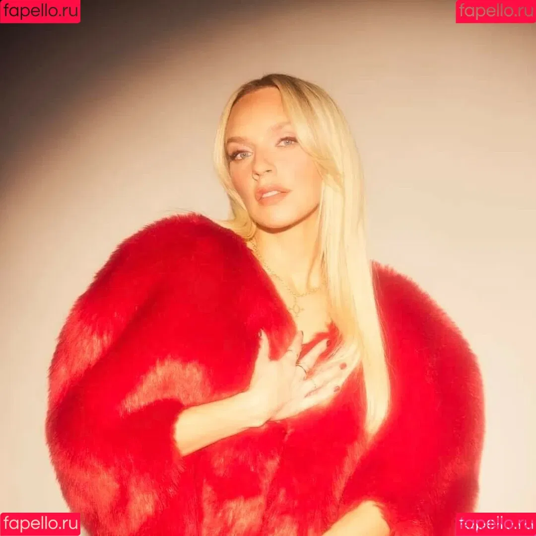 Zolita Onlyfans Photo Gallery 