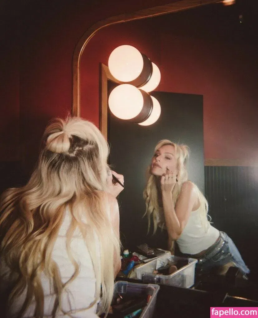 Zolita Onlyfans Photo Gallery 