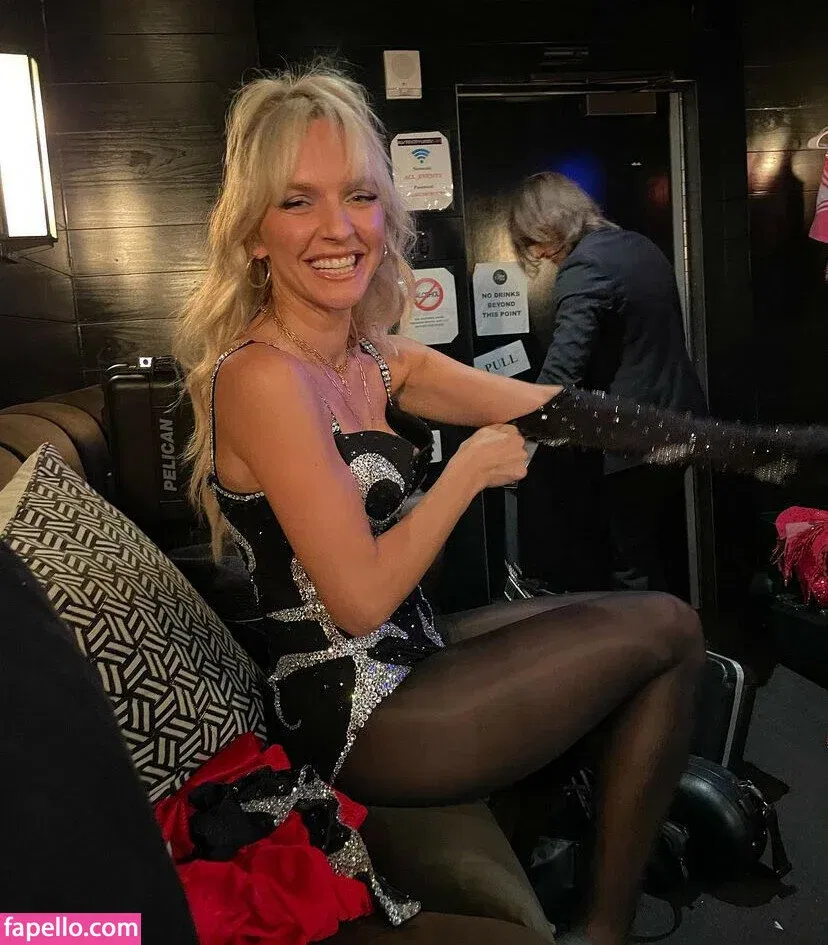 Zolita Onlyfans Photo Gallery 