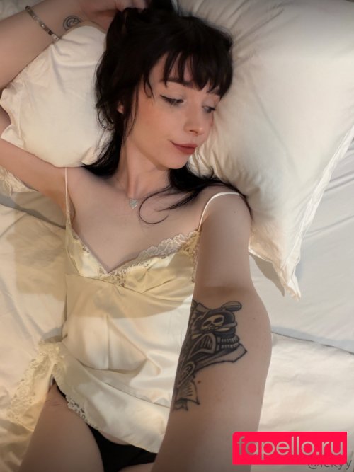 ickypeach Onlyfans Photo Gallery 