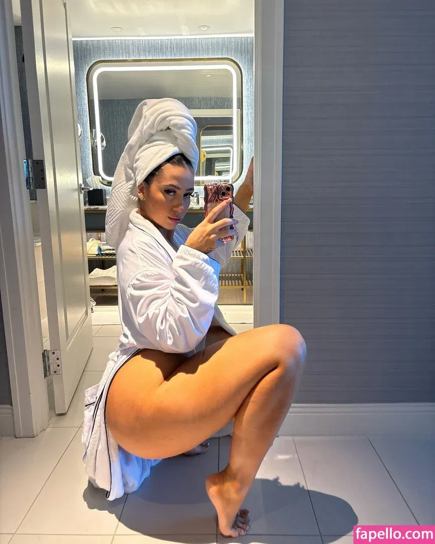 Amelaomore Onlyfans Photo Gallery 