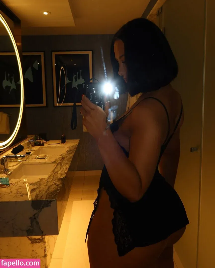 Amelaomore Onlyfans Photo Gallery 