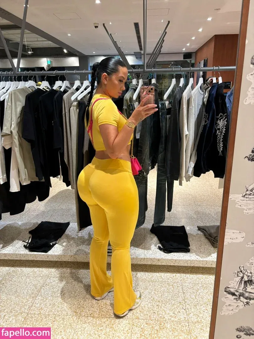 Amelaomore Onlyfans Photo Gallery 