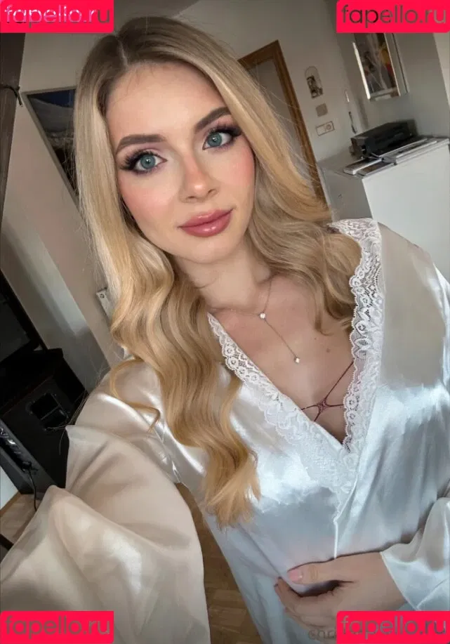 Christina Lionscat Onlyfans Photo Gallery 