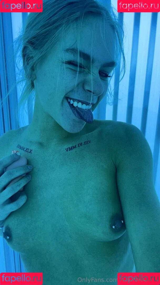 tayIcyXP Onlyfans Photo Gallery 