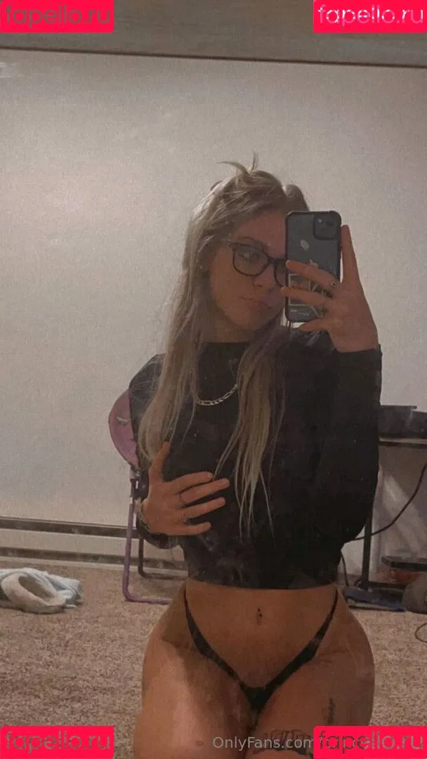 tayIcyXP Onlyfans Photo Gallery 