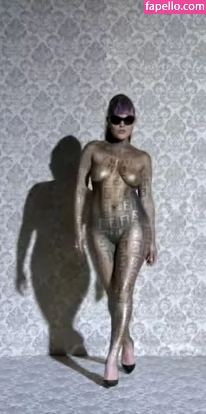 Sonya Tayurskaya Onlyfans Photo Gallery 