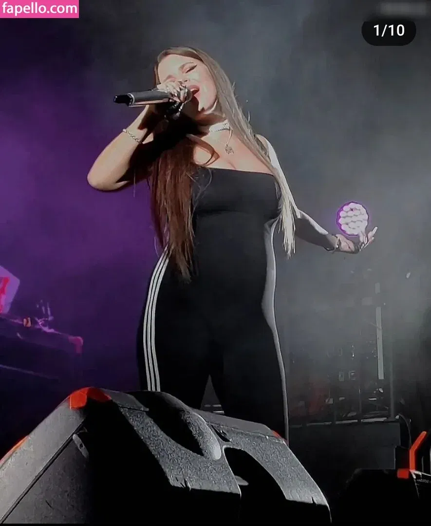 Sonya Tayurskaya Onlyfans Photo Gallery 