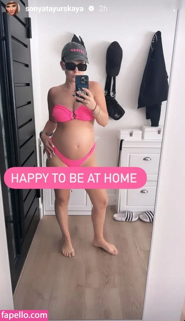 Sonya Tayurskaya Onlyfans Photo Gallery 