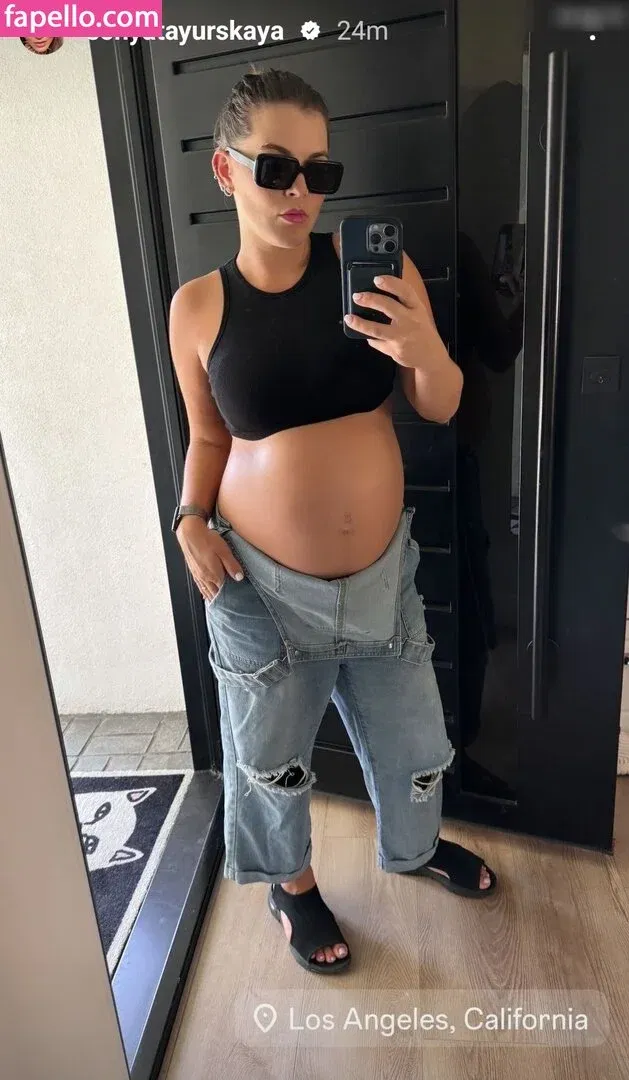 Sonya Tayurskaya Onlyfans Photo Gallery 