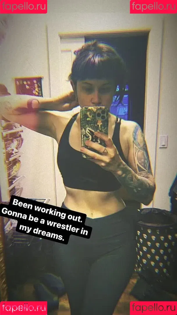 Holly Conrad Onlyfans Photo Gallery 