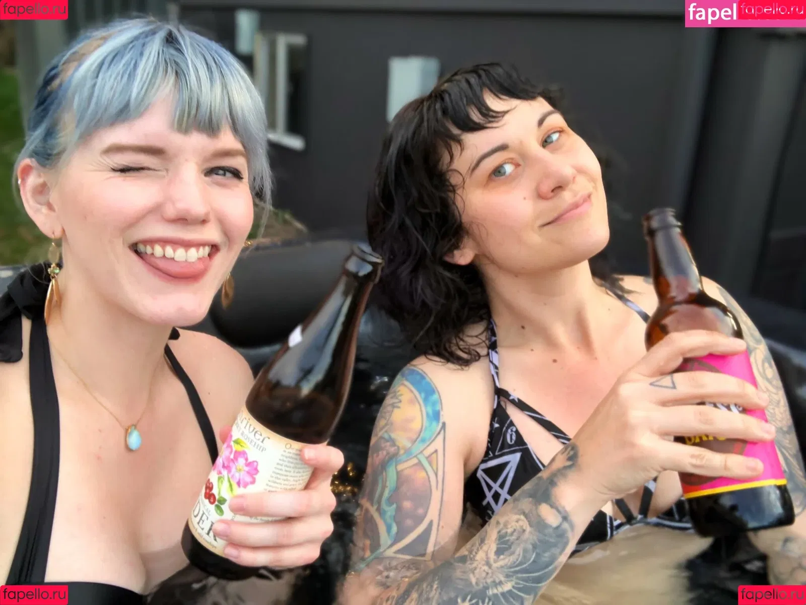 Holly Conrad Onlyfans Photo Gallery 