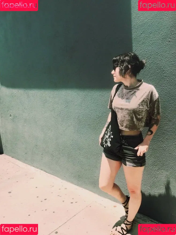 Holly Conrad Onlyfans Photo Gallery 