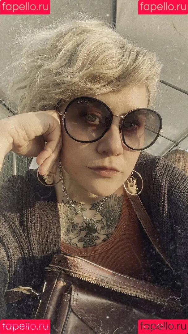 Holly Conrad Onlyfans Photo Gallery 
