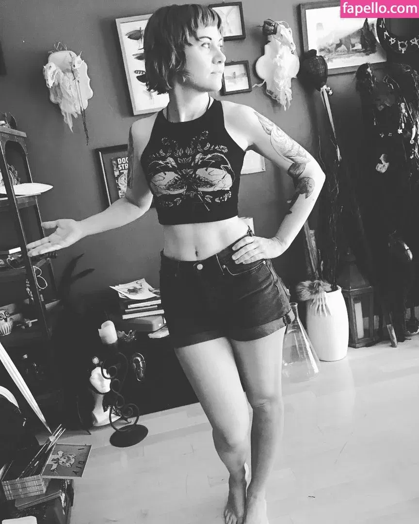 Holly Conrad Onlyfans Photo Gallery 