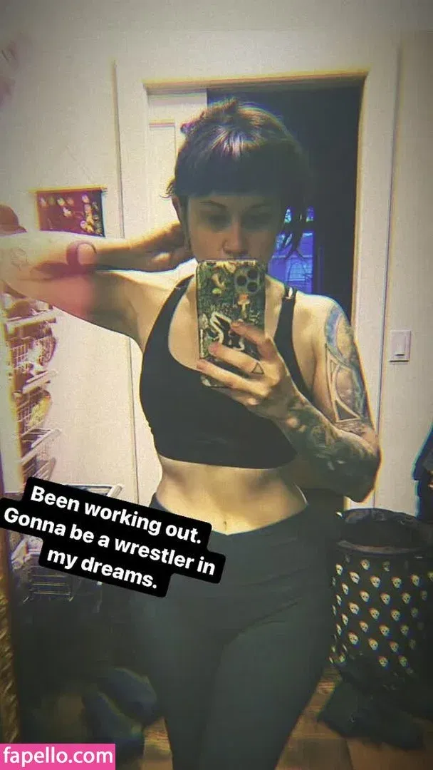 Holly Conrad Onlyfans Photo Gallery 