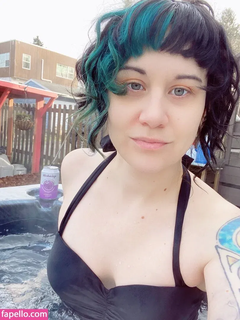 Holly Conrad Onlyfans Photo Gallery 