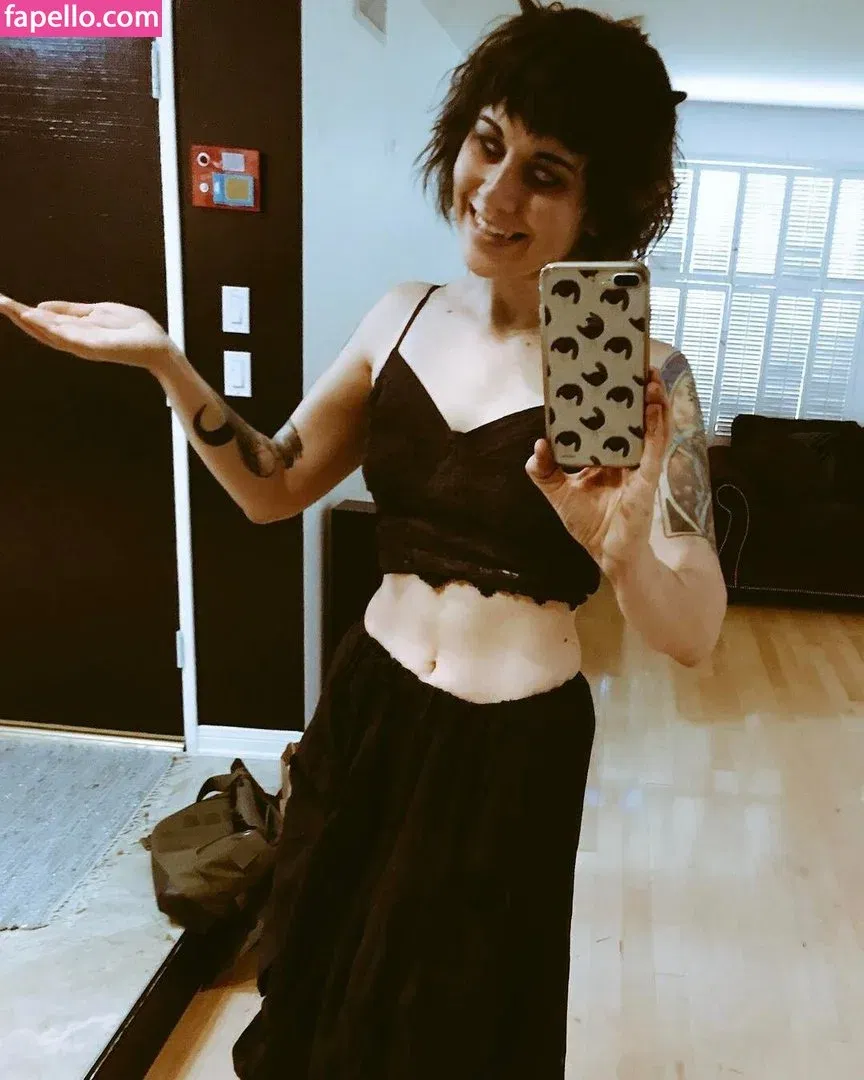 Holly Conrad Onlyfans Photo Gallery 