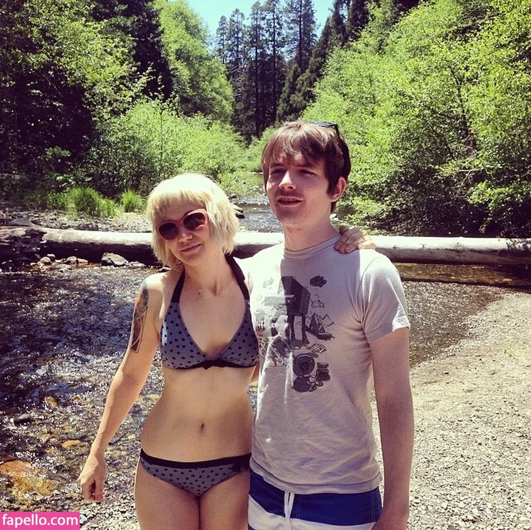 Holly Conrad Onlyfans Photo Gallery 