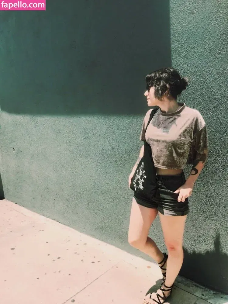 Holly Conrad Onlyfans Photo Gallery 