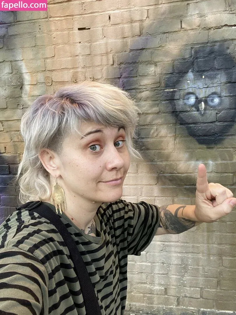 Holly Conrad Onlyfans Photo Gallery 