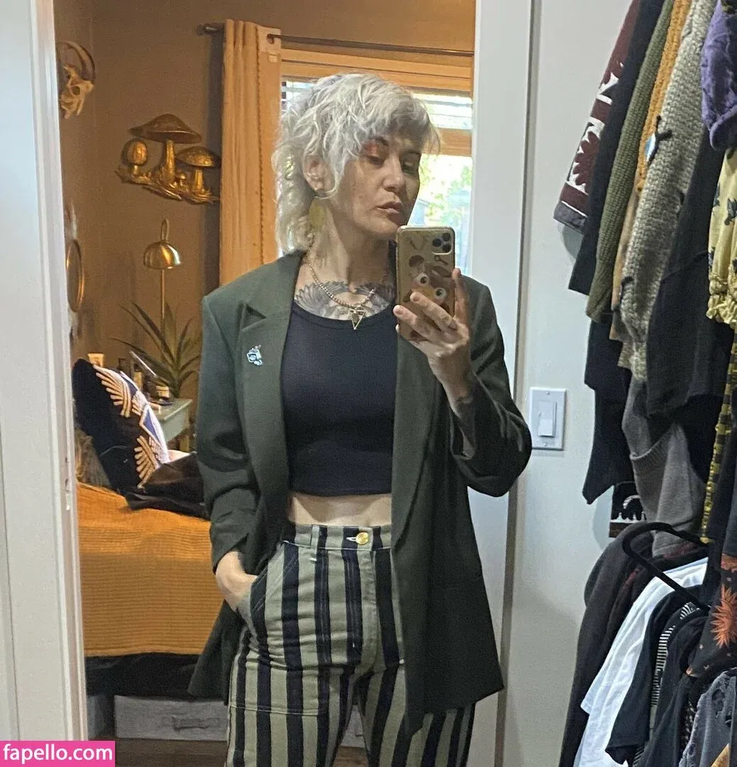 Holly Conrad Onlyfans Photo Gallery 