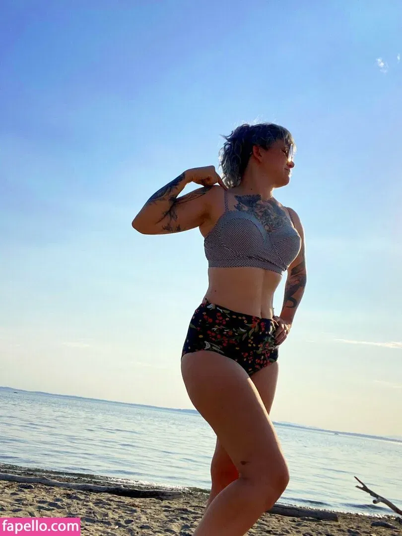 Holly Conrad Onlyfans Photo Gallery 