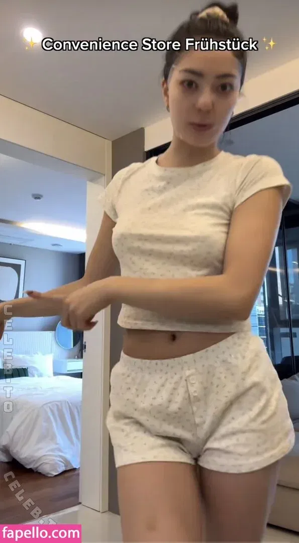 Dani Klieber Onlyfans Photo Gallery 