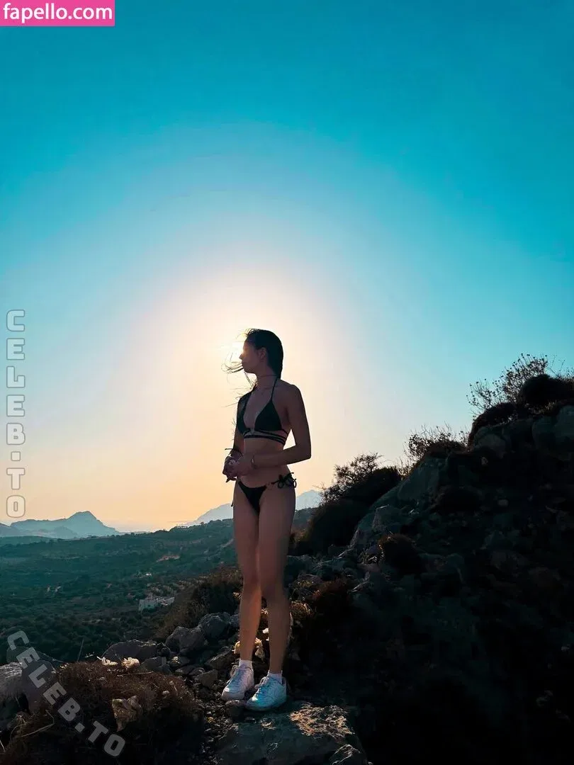 Dani Klieber Onlyfans Photo Gallery 