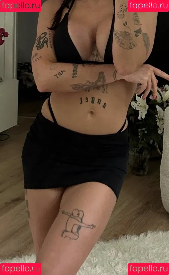 Honeybumofficial Onlyfans Photo Gallery 