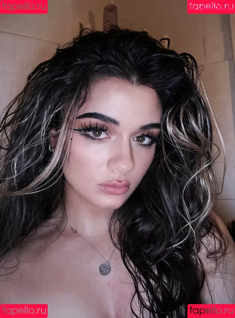 Ailincia Onlyfans Photo Gallery 