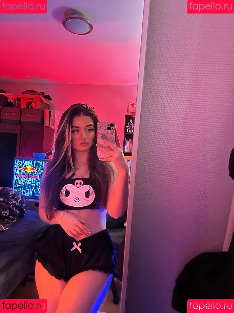 Ailincia Onlyfans Photo Gallery 