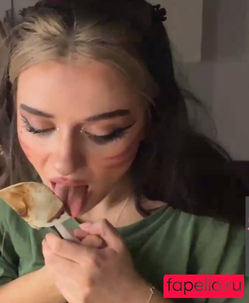 Ailincia Nude Onlyfans Photo 15