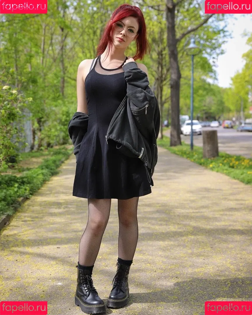 Katazuri Onlyfans Photo Gallery 