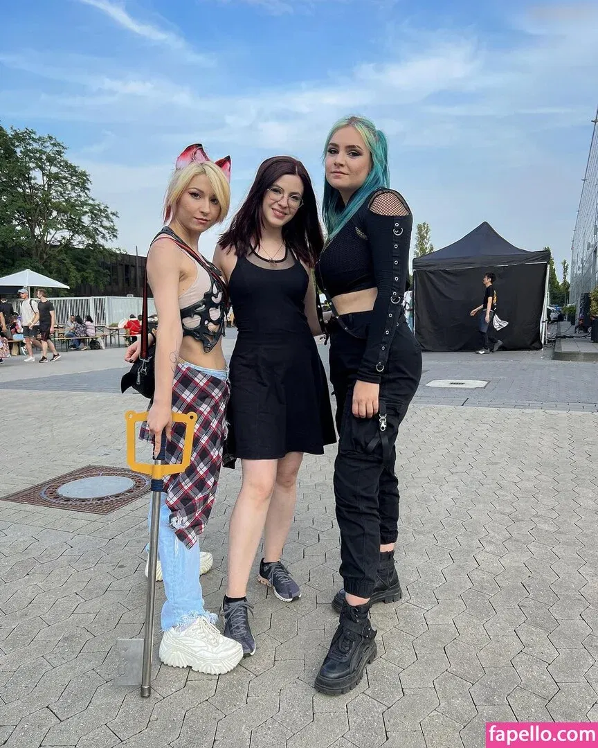 Katazuri Onlyfans Photo Gallery 