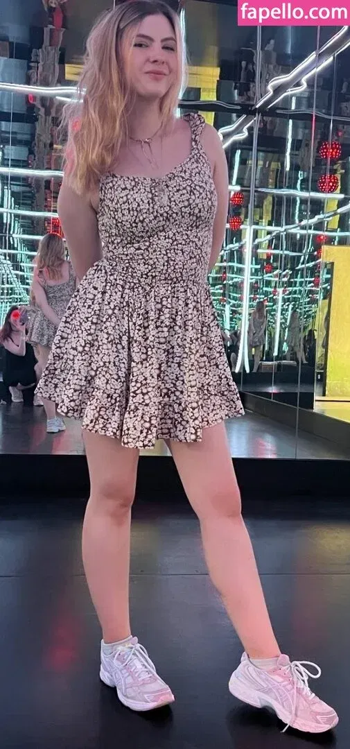 Katazuri Onlyfans Photo Gallery 