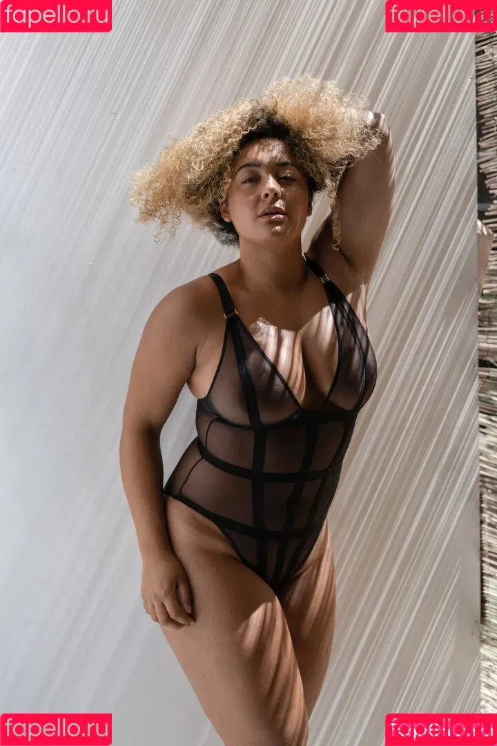 modernbritishrose Onlyfans Photo Gallery 