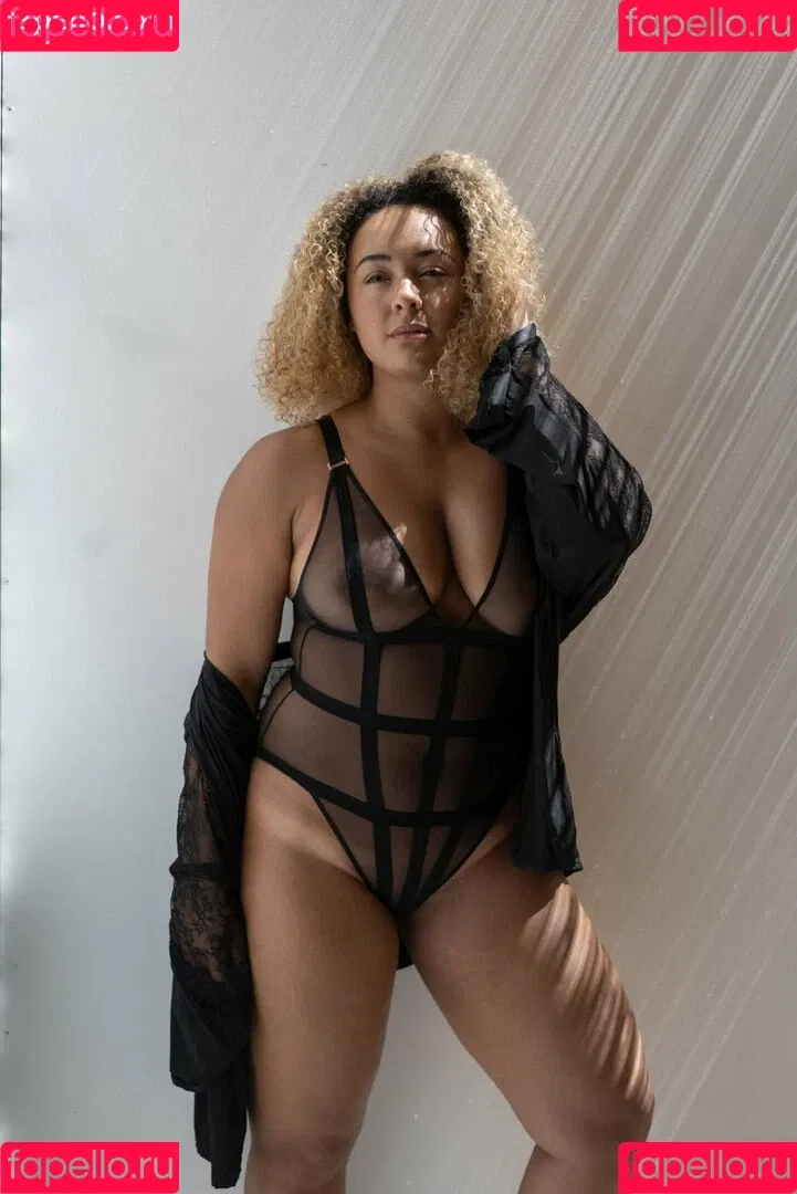 modernbritishrose Onlyfans Photo Gallery 