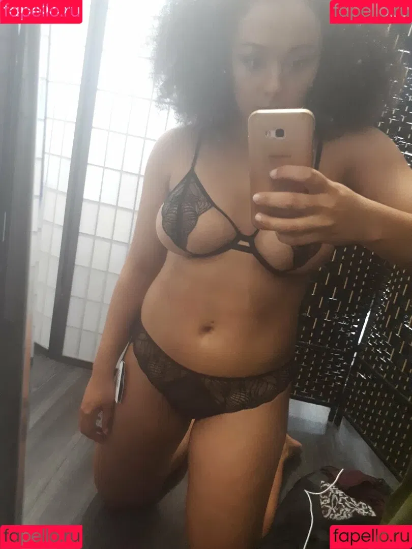 modernbritishrose Onlyfans Photo Gallery 