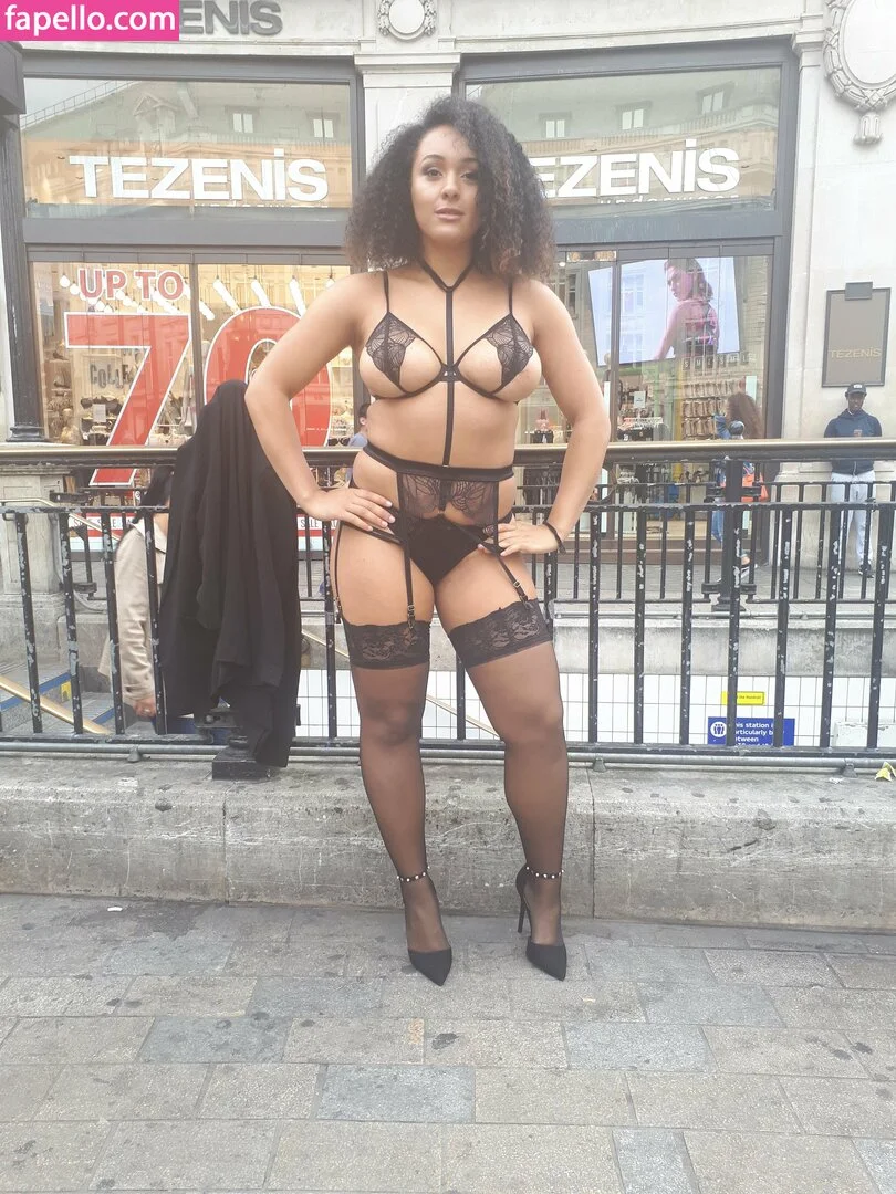 modernbritishrose Onlyfans Photo Gallery 