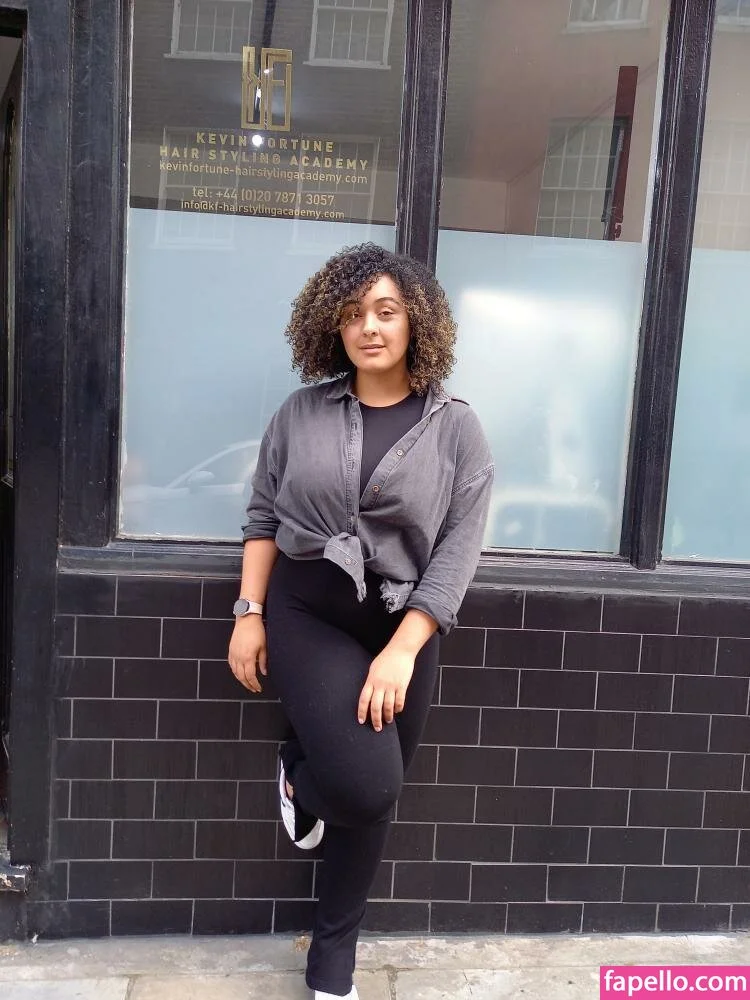 modernbritishrose Onlyfans Photo Gallery 